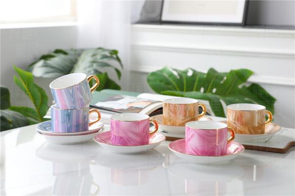 Luxurious Gold Plated Handle 0.5kg Porcelain Fancy Coffee Mugs