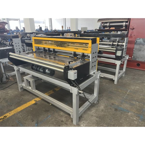 Máquina de corte simples de bobina de aço de metal usado de 1300 mm com espessura de 0,4-0,8 mm