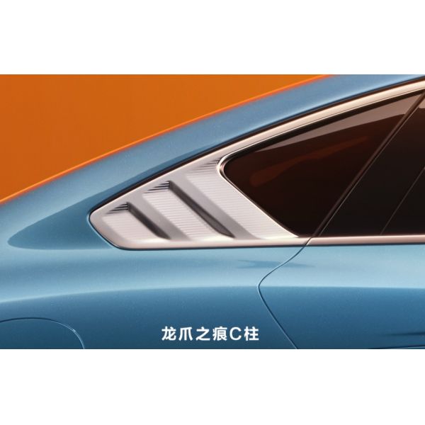 Blue 2024 BYD Han EV 506km Four-Wheel Drive Left-Hand Drive Five-Seater Electric Car