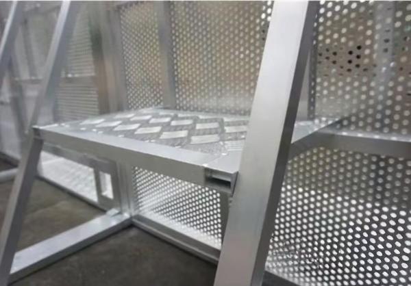 Foldable Crowd Barricades Portable Aluminum Crowd Control Safety Barriers