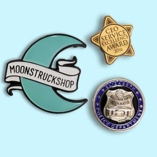 Custom Lapel Pin with Gold Spinning Design Cartoon Anime Theme and Customized Logo Metal Badge
