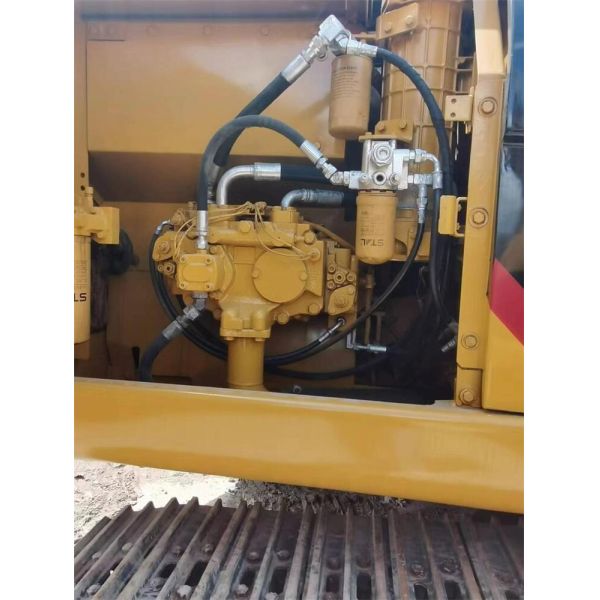 20 toneladas Cat 320D Máquina de escavadeira usada 1 m3 Capacidade de balde 20000 KG Peso operacional