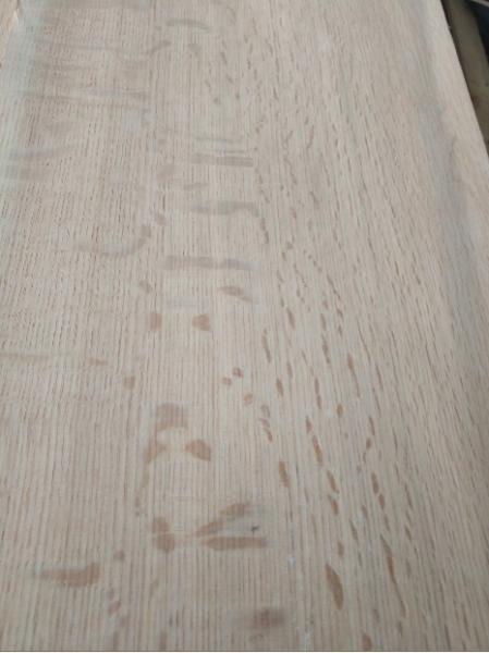 Red Oak Natural Wood Veneer with Flake at very Cheap Price !!!!