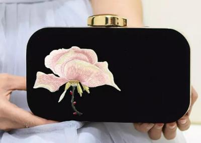 Unique Design Women ' S Evening Bags And Clutches , Floral Embroidered Purse With Golden Frame