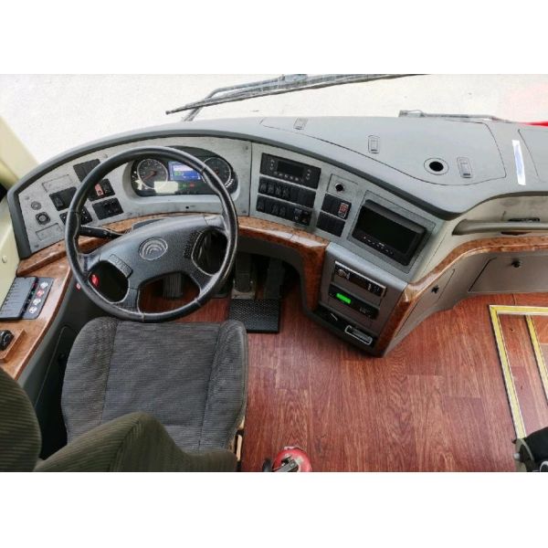 Используемые экскурсионные автобусы Yutong международные использовали междугородним автобусы автобусов тренера используемые пассажиром дизельные