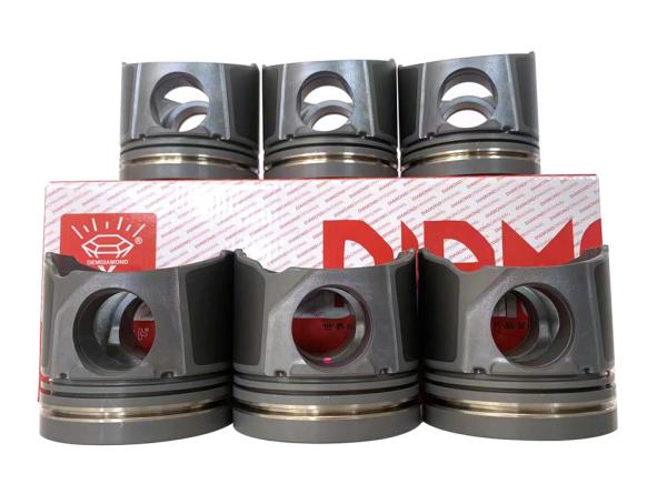 0450-1365 Engine Spare Parts Piston With Snap Ring For D6D 210B