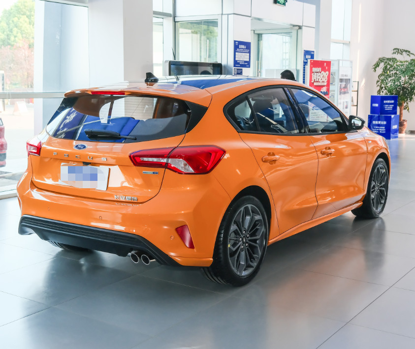 Новый и используемый седан мест бензина 5 фокуса 1.5T 177HP Форда автоматический