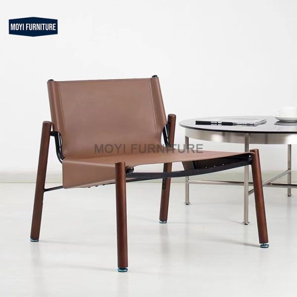 Apartment Chic MOYI Design Leisure Brown Leather Metal Chair Frames Luxury Solid Wooden Living Room Chairs Surface Carpet
