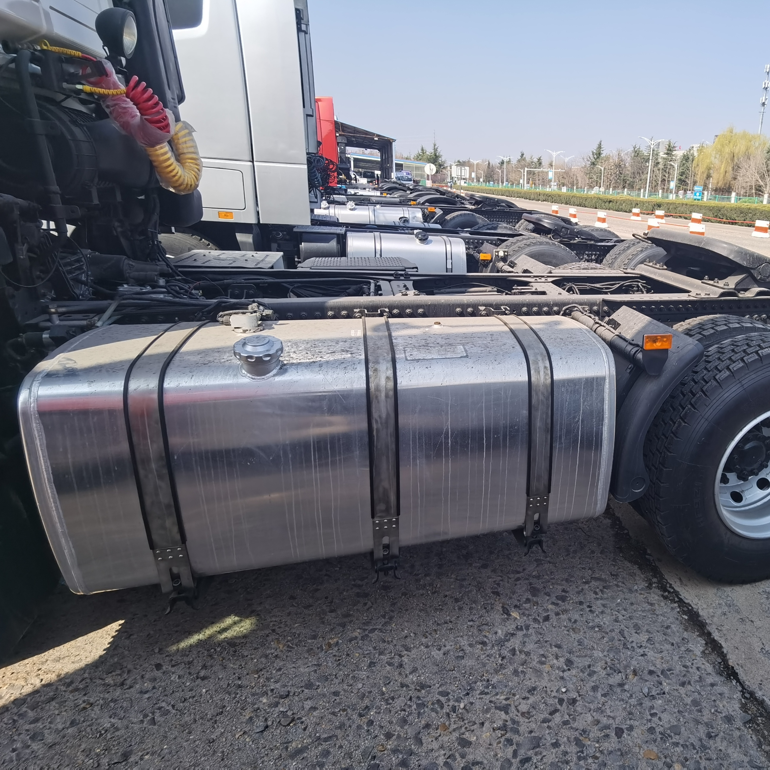Foton Auman GTL 6×4 Tractor Truck - Africa Overseas Market 6×4 Tractor Head - Mining and Construction 6×4 Heavy Truck - Used Heavy-Duty Truck
