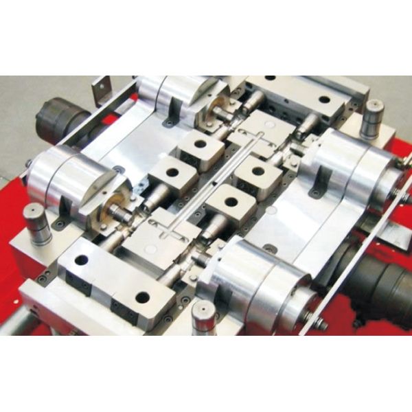 Не стандартный подгонянный карбид компонентов прессформы пунша холодный штемпелюя умирает