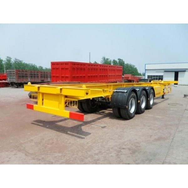 Skeletal 60 Tons 12m Lowboy Semi Trailer With Container Locks Three Axles