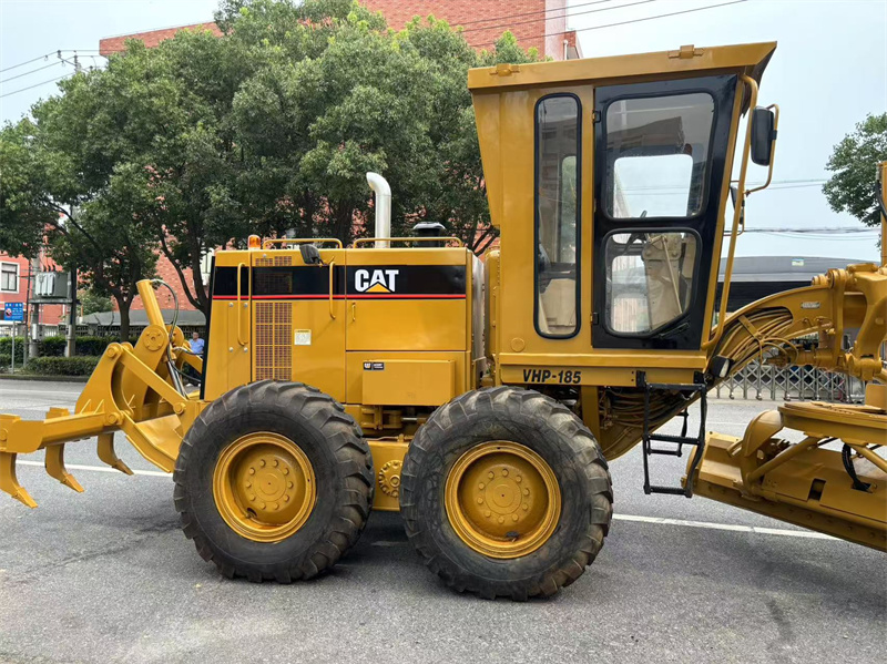 Оригинальный подержанный CAT 140H Моторный классификатор Подержанный Caterpillar 140 grader
