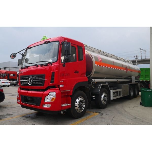 Howo Dongfeng Chassis Oil Tank Truck para diversas necessidades de transporte de petróleo