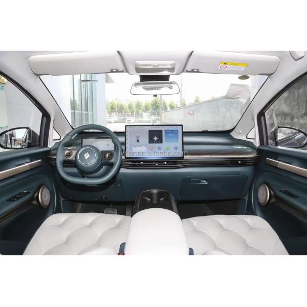 Left-Hand Steering Wuling Baojun Popular and Affordable Five Door Five Seat Hatchback