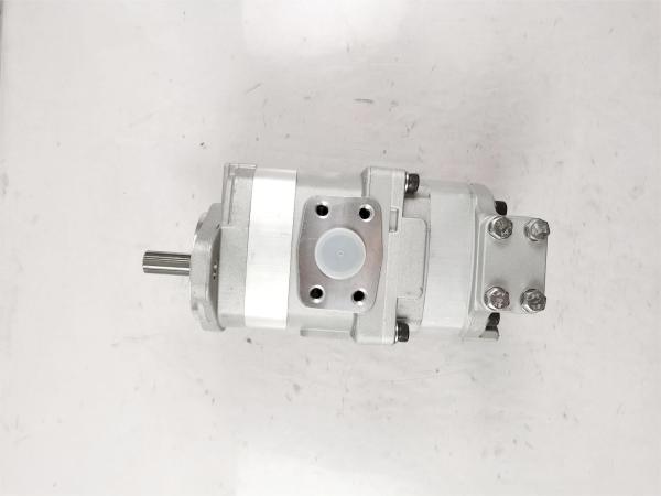 705-52-20010 Pompe à engrenages hydrauliques Komatsu 705-54-20010 Pour une excavatrice Komatsu PC40-3