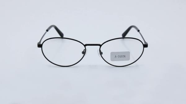 Retro vintage eye glass 70s 80s inspired design untralight pure titanium optical frame unisex eyewear