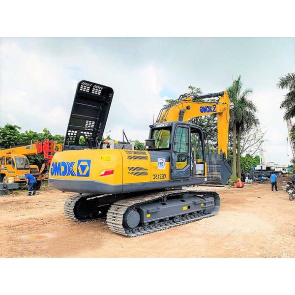 XCMG XE215C Hydraulic Excavator Engineering Construction Machinery 20 Ton Crawler Excavator