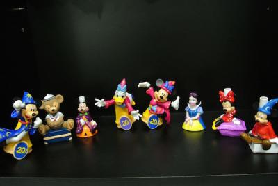 Straw Figures Collectible Vinyl Toys For Kids Water Bottle Disneyland Style