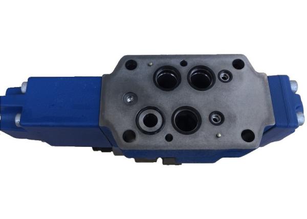 Valve proportionnelle Rexroth 4WRZE16W8-150-7X/6EG24N9ETK31/F1D3M Bleu contrôle précis Flexibilité de réponse rapide