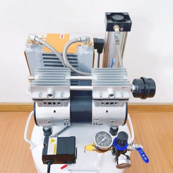 Compresseur d'air dentaire sans huile avec sèche-linge 32L Compresseur à pompe à vide silencieux