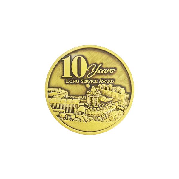 Unique and Exquisite Commemorative Coin Perfect for Display and Collection
