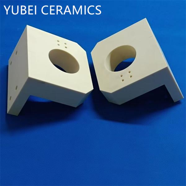 Structural Alumina Ceramic Material 2400MPa With Good Wear Resistance