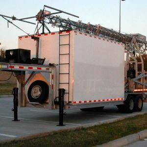 24m 25m 30m Mobile Truck Trailer Mounted Lighting Tubular Cell On Wheels Telescopic Lattice Antenna Communication Tower Mast