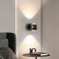 Luces creativas modernas Salón de estar Dormitorio Led Lámparas de pared Metal interior