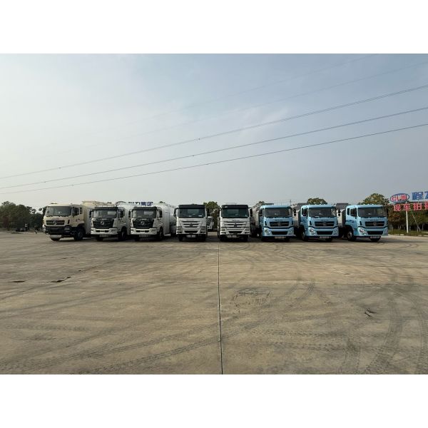 HOWO Plane Fuel Tanker Aircraft Refueling Jet A1 Truck