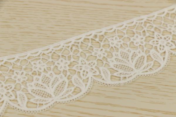 100% Polyester Decorative Chemical Lace Trim For Dressing And Bedding