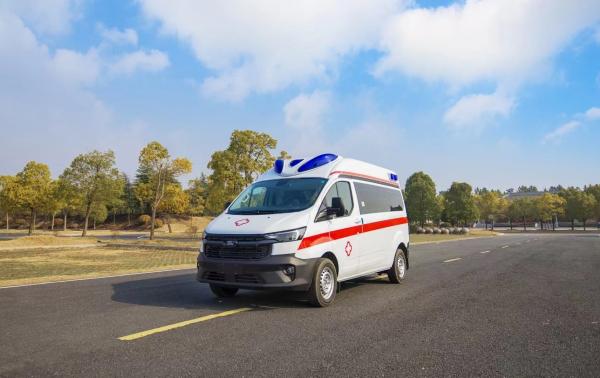 Hospital 4x2 Gasoline-diesel Emergency Medical Ambulance for Sale