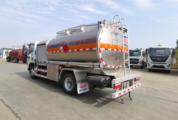 Dongfeng 8000L Airplane Refueling Truck For Airport Ground Support