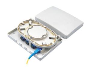 Material plástico de 4 del puerto mini FTTH de la fibra óptica ABS interiores de