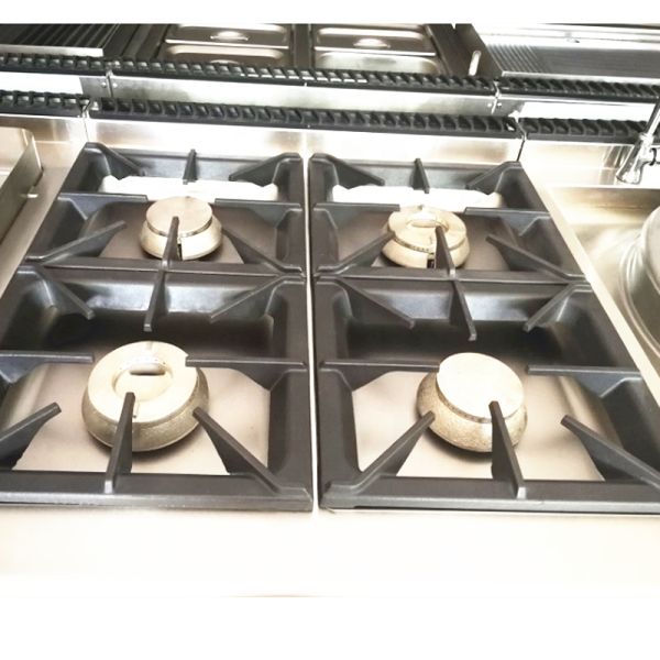 Upgrade Your Kitchen with This Gas Stove 4 Burners Lava Rock Grills and Bakery Oven