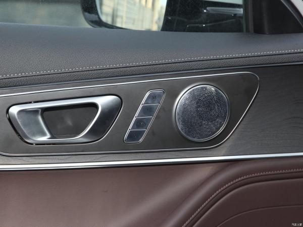 SUV de carro a gasolina 5 lugares Chery Tiggo8 PRO 290t 2WD Vast Edition com solicitação personalizada