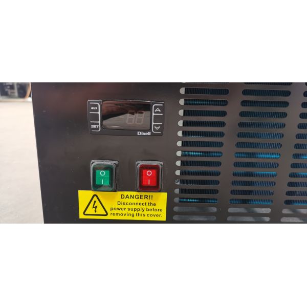 SEMI вертикаль Refrigerated самосхват квадрата и идет охладитель R404a дисплея