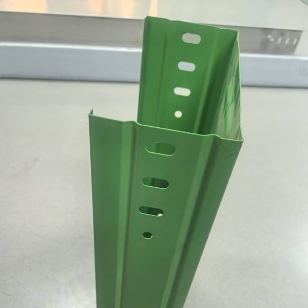 Hanging Solid Bottom Cable Tray Support Management Anti Corrosion ODM