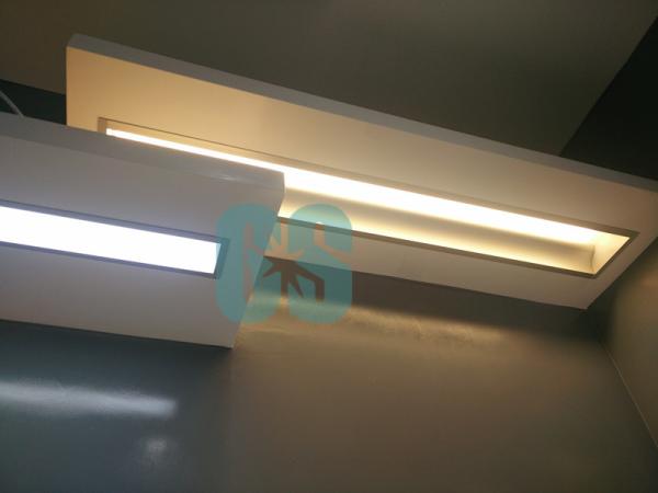 le ressort 20Watt/30Watt a fixé les appareils d'éclairage menés linéaires avec l'angle de faisceau de 120 degrés