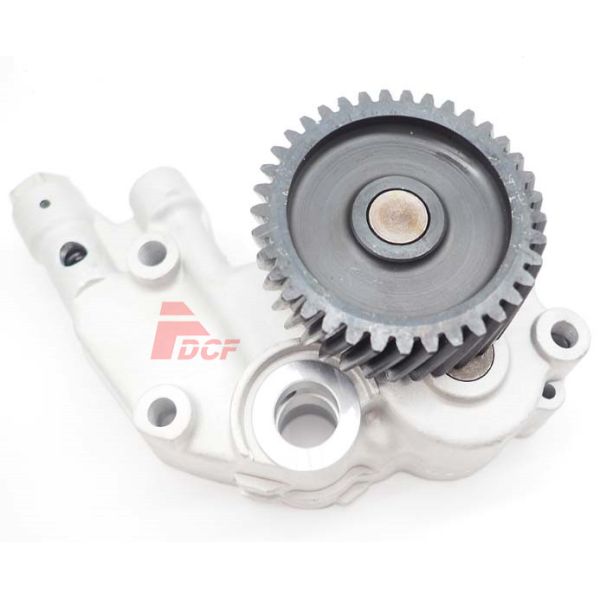4M40 Diesel Engine Oil Pump ME201735 For Mitsubishi Diesel Engine Excavator Parts