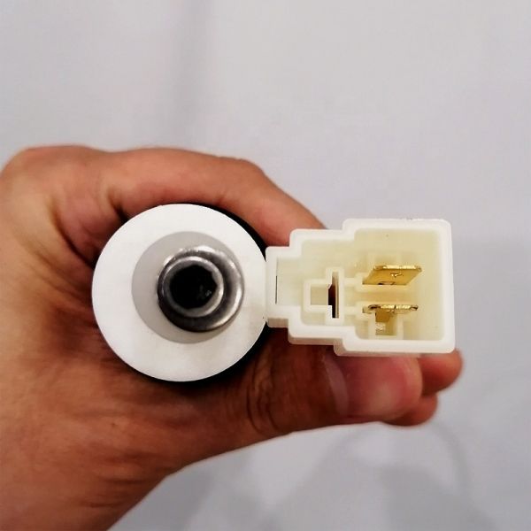 Plastic Coolant Expansion Tank for KATO HD307 HD308 HD250 HD450 HD512 HD513 Models 100% New with Fast Delivery 1-7 Days