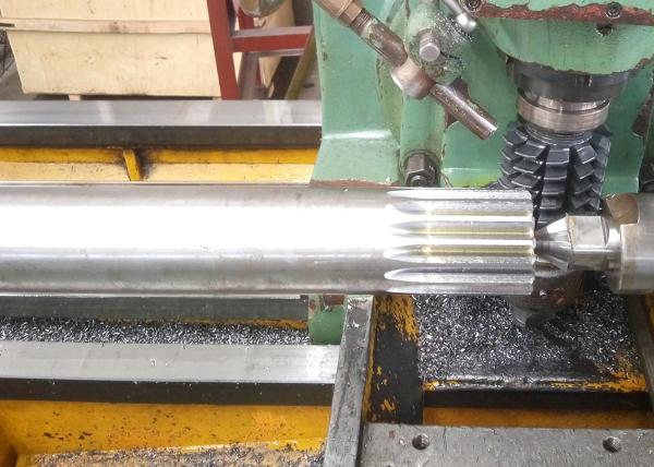 Acier AISI 4140 sur mesure pour les applications d'entraînement