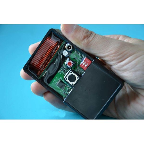 36V Radio Signal Jammer , Double Switch Wukong Machine Jammer 85X50X21MM