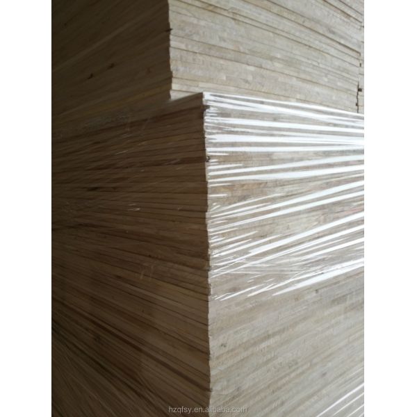 Conception graphique contemporaine de planches de bois naturel de peuplier Capacité de résolution de projet