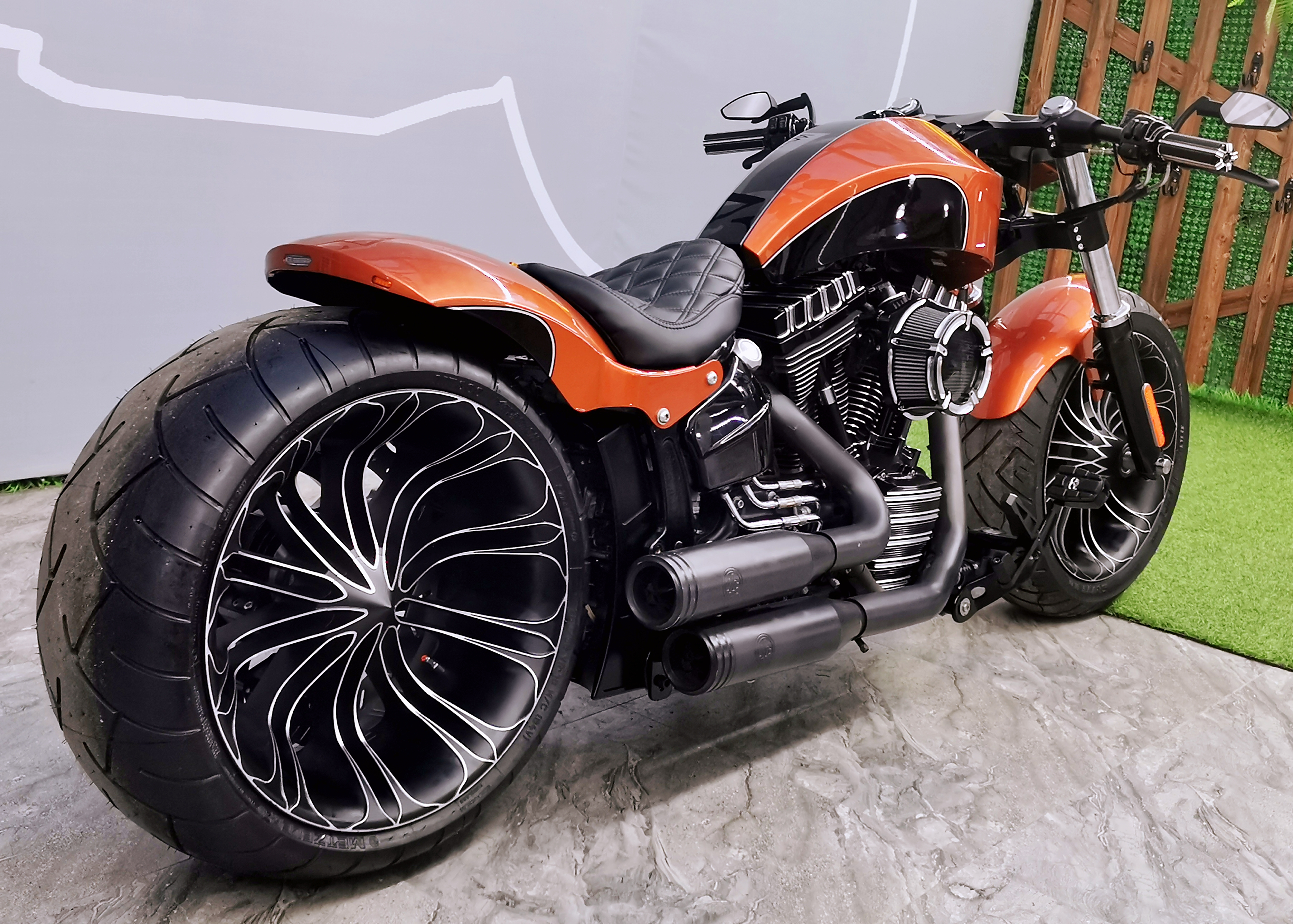 INCA Custom Motorcycle Wheel LG-60 3D Hyperfine Lotus Fan Impeller (Гипертонный лотосный вентилятор для мотоцикла)