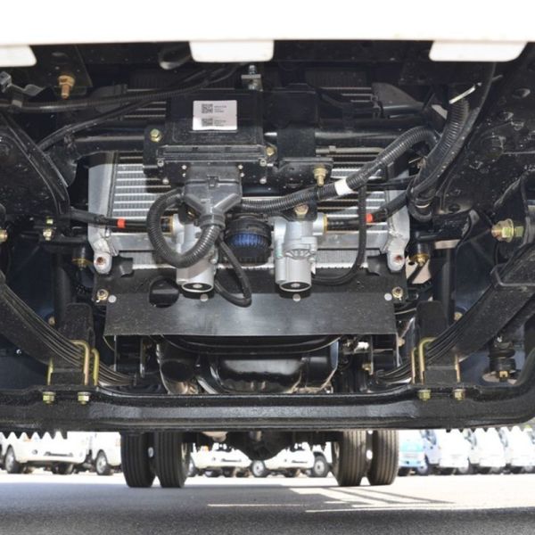 Puissant 150-250 chevaux de 10 tonnes Mini-Dump Truck avec une capacité de moteur < 4L et une boîte personnalisable