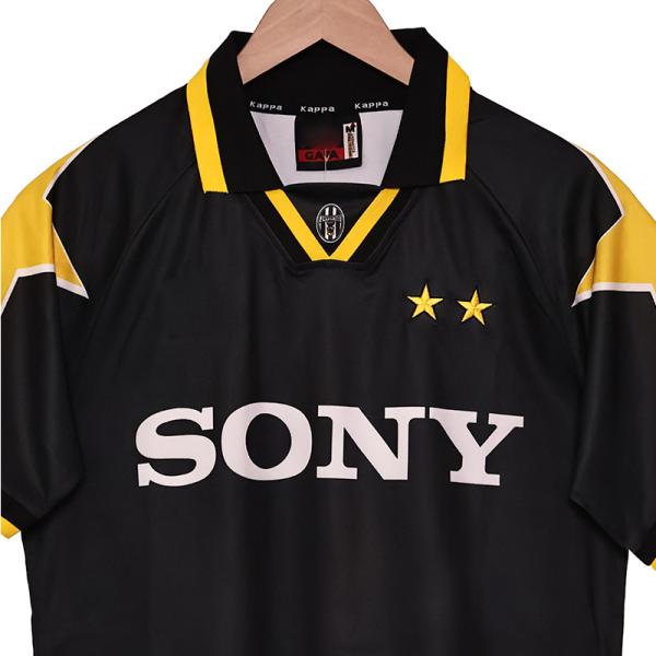 Retro Away Replica Football Shirts for Juventus 1995-1997 Season
