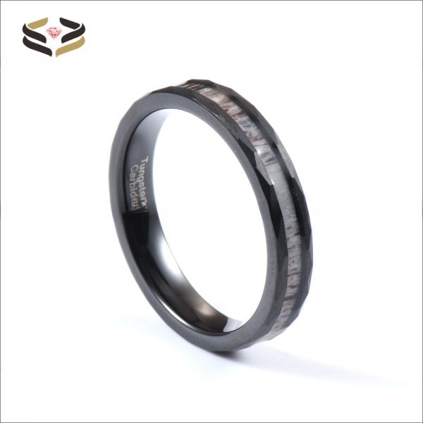 4mm Deer Antler Inlay Hammered Black Tungsten Ring pour les femmes Band de mariage Confort Adapté Préparation d'échantillons et type religieux