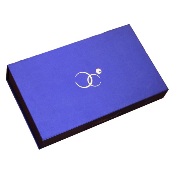 High End Cosmetic Packaging Box Printed Logo Flip Cover Luxury Skincare Subscription Box