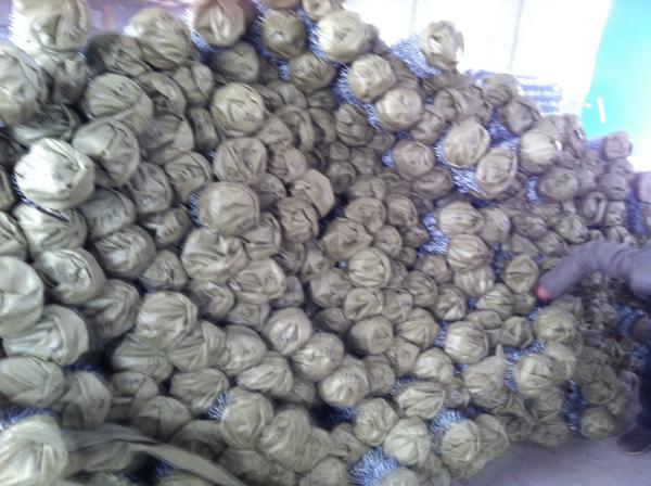 china supplier barbed wire chain link fence, stainless steel chain link fence