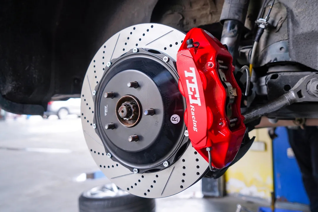 Передний задний большой тормозный калибр Kit One - Piece Forged Caliper Brake For FX35 FX36 FX45 FX50 20